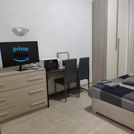 Pansiyon Deluxe - Close To Metro C Torrenova Station