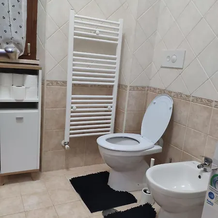 Deluxe - Close To Metro C Torrenova Station Pansiyon Roma