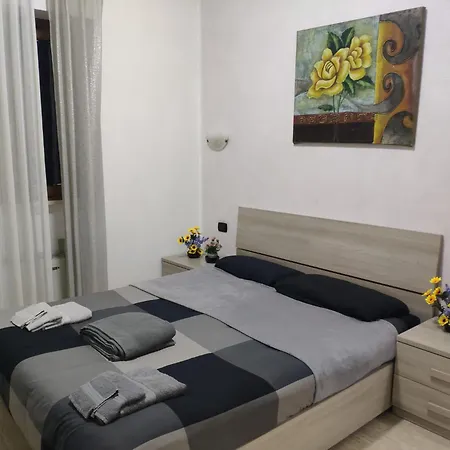 Deluxe - Close To Metro C Torrenova Station Pansiyon Roma