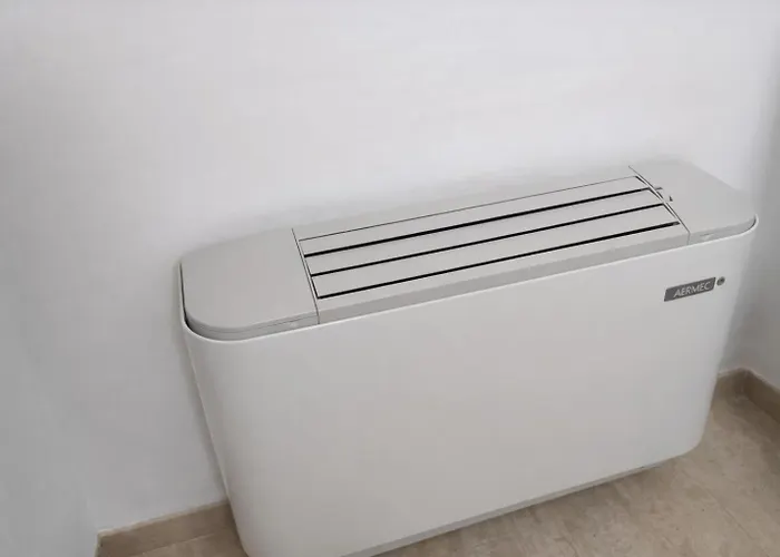 Golden - Golden - Close To Metro C